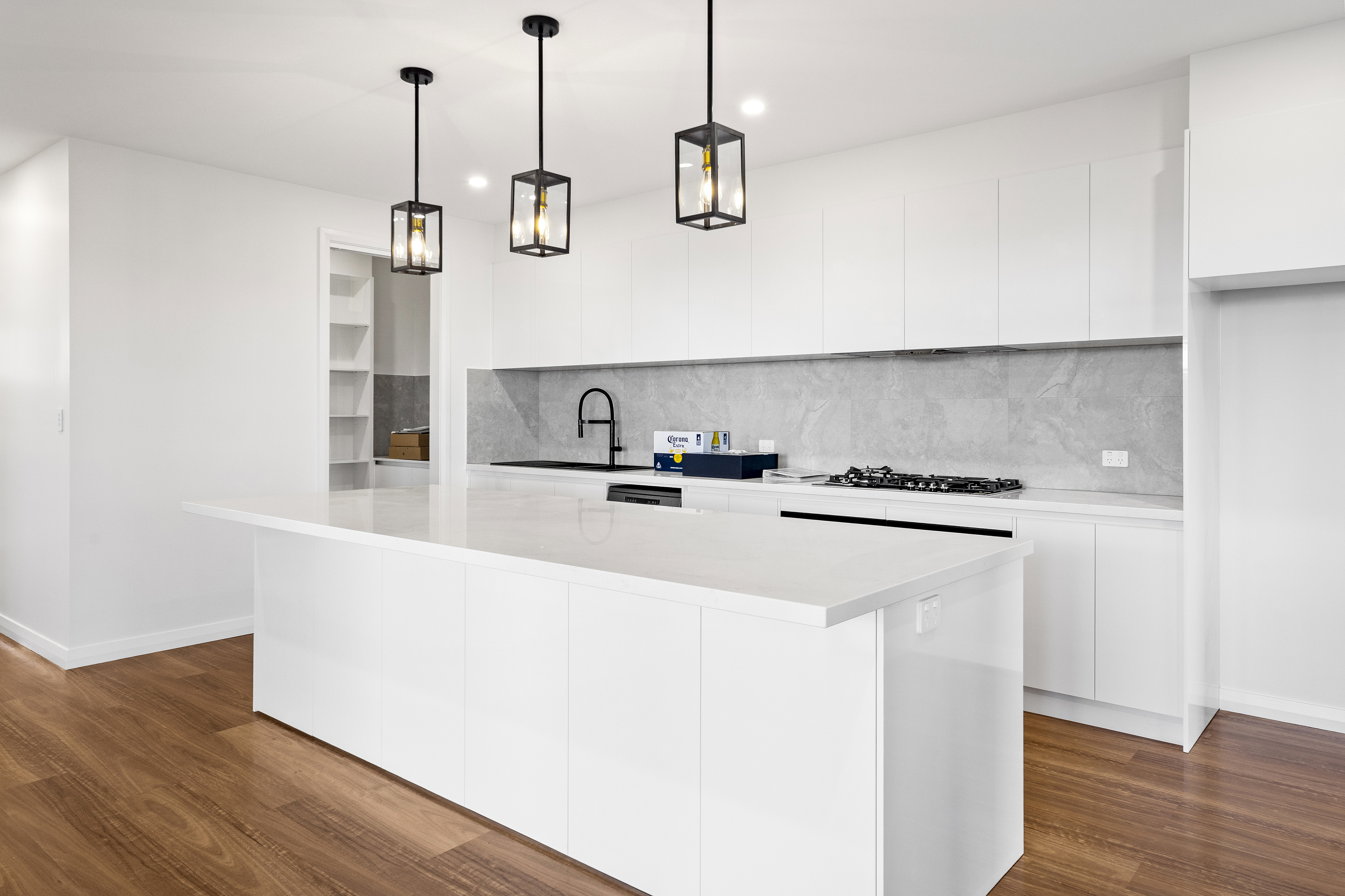 IN-HOUSE IMAGING_222533 copy-1